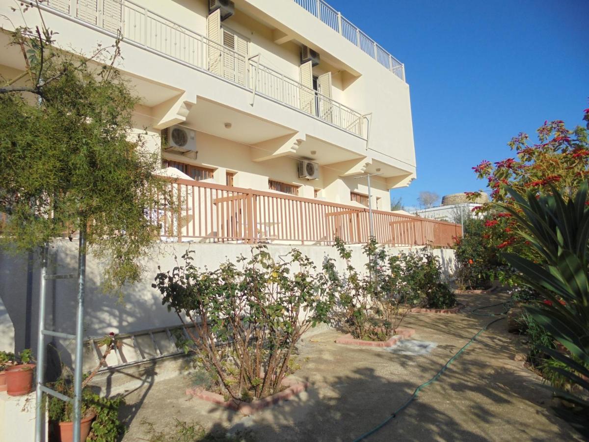 Niki Court Holiday Apartments Pafos Zewnętrze zdjęcie