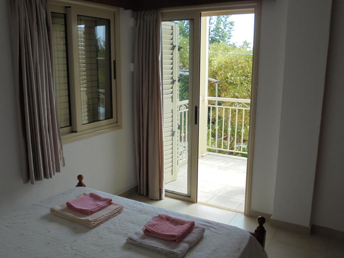 Niki Court Holiday Apartments Pafos Zewnętrze zdjęcie