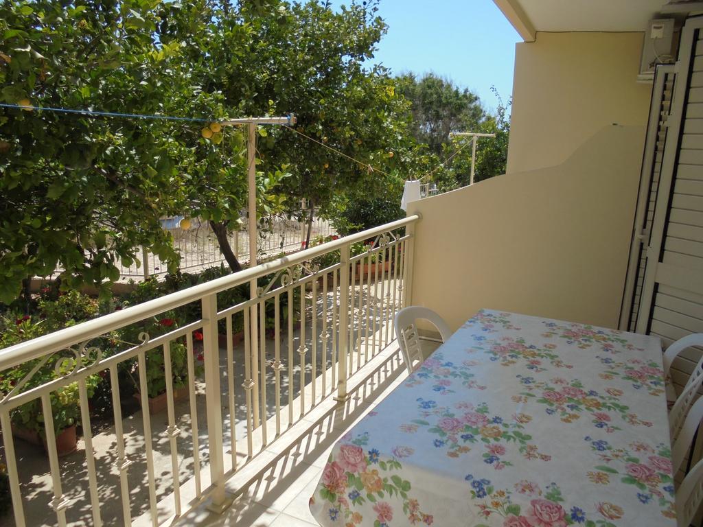 Niki Court Holiday Apartments Pafos Zewnętrze zdjęcie