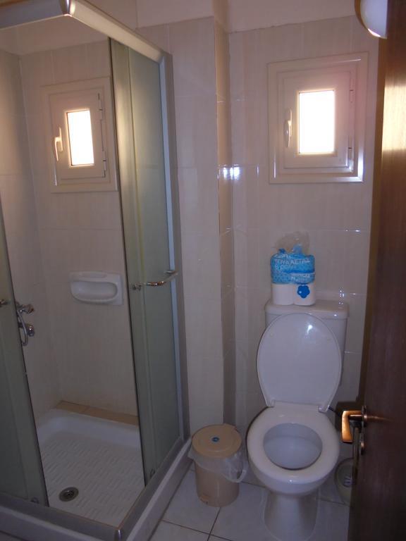 Niki Court Holiday Apartments Pafos Zewnętrze zdjęcie