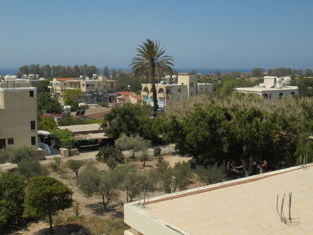 Niki Court Holiday Apartments Pafos Zewnętrze zdjęcie